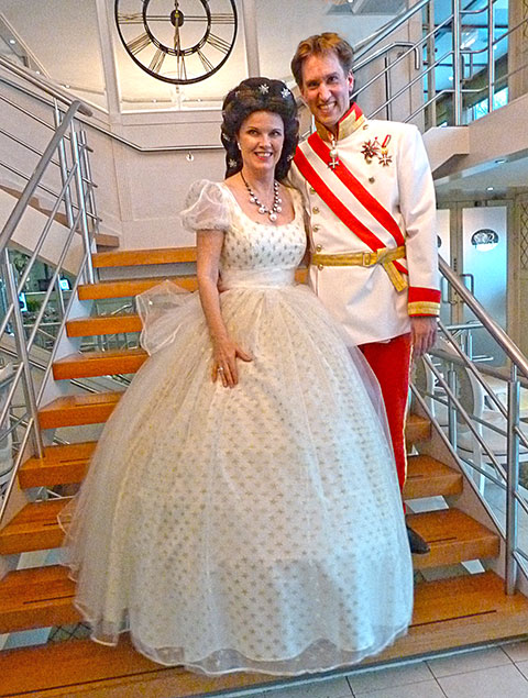 Sisi und Franz - historical scetch by regine neuhauser